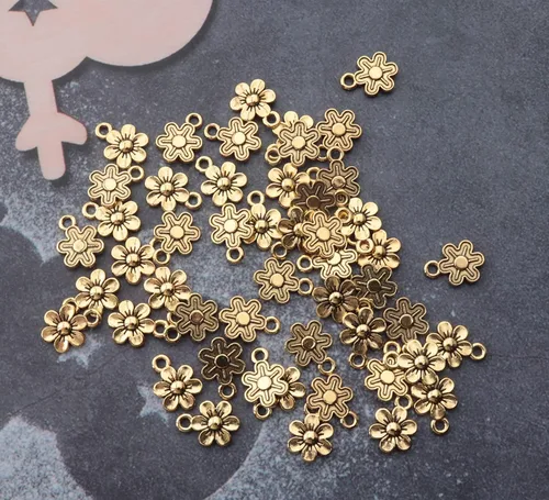 Vista 2 de Ruwado 50 dijes de flores pequeñas de metal, vintage, lindos colgantes de flores pequeñas vintage para hacer joyas, kit de pulseras, collares