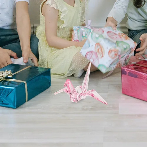 Vista 2 de TEHAUX Adornos acrílicos, estatua de grulla de origami transparente, figura en forma de grúa, figura de papel para decoración de mesa de comedor