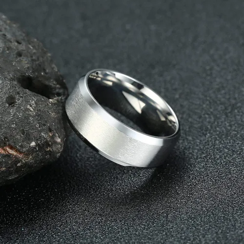 Vista 5 de Anillo básico mate cepillado para hombre de 0.157 in, 0.236 in, 0.315 in, 0.394 in, anillos de acero inoxidable negroazulplateado para hombres