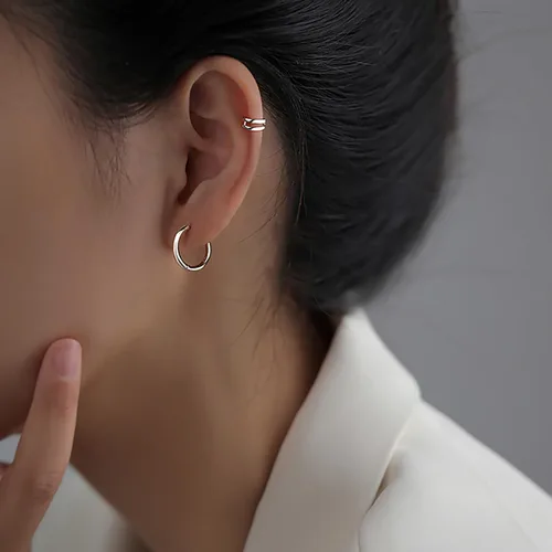 Vista 3 de Reffeer Aretes de aro redondos pequeños de plata de ley 925 para mujeres, adolescentes, aretes de aro minimalistas