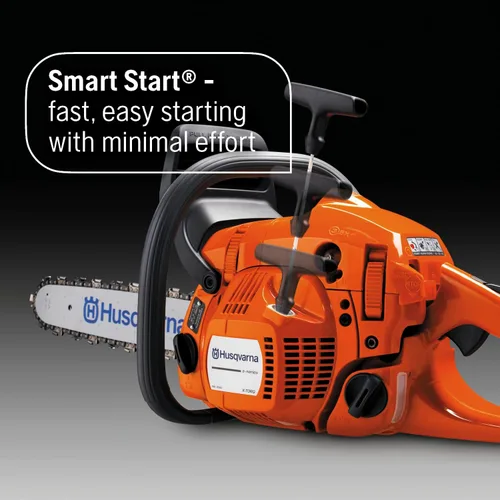 Vista 4 de Husqvarna Motosierra de gas 450S Rancher de 50.2 cc 3.2 HP, motor X-Torq de 2 ciclos, motosierra de 20 pulgadas con engrasador automático, para poda