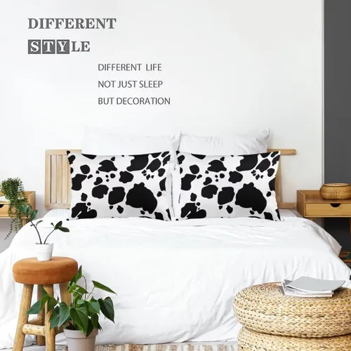 Vista 2 de Juego de 2 fundas de almohada con estampado de vaca, tamaño Queen, color blanco y negro, fundas de almohada lumbar, fundas decorativas estándar