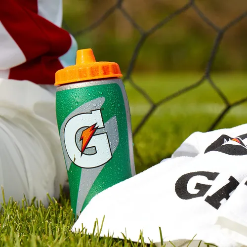 Vista 4 de Gatorade Botella Gator-skin de 32 onzas, Verde, Talla Única