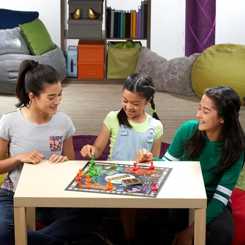 Vista 8 de Hasbro Gaming Lo siento! Juego de mesa: Edición de villanos de Disney para niños, juegos familiares para mayores de 6 años (exclusivo de Amazon)