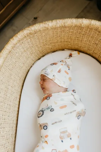 Vista 3 de Copper Pearl, Baby Beanie Hat Top Knot - Graphic 3