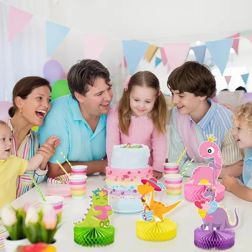 Vista 6 de Leinuosen 9 piezas de decoraciones de cumpleaños de dinosaurio para niñas, decoraciones de mesa de fiesta de dinosaurio rosa 3D, centros de mesa