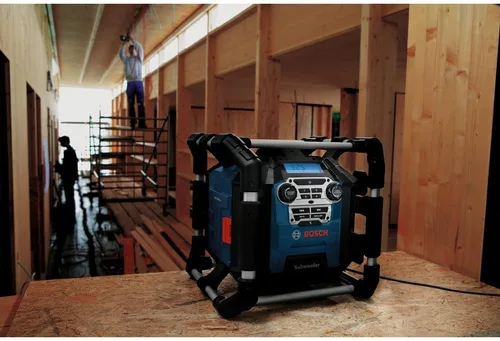 Vista 3 de BOSCH GPB18V-5CN Radio para el lugar de trabajo de 18V con Bluetooth® 5.0 y estación de energía
