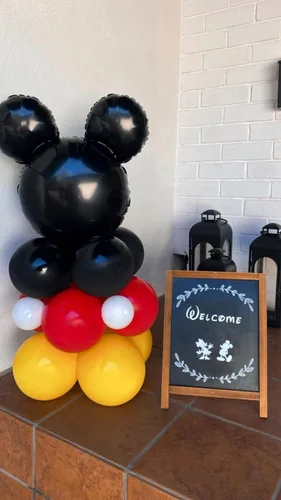 Vista 4 de 10 globos de Mylar negros de 24 pulgadas, decoraciones y suministros para fiesta de cumpleaños de ratón