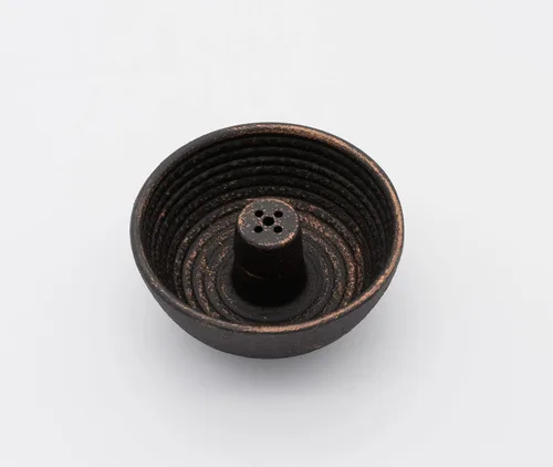 Vista 3 de Fuente de hierro fundido negro Incienso Stick Holder Burner - zen minded