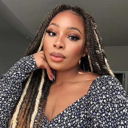 Vista 9 de ToyoTress Bob Marley Twist Hair - 8 Pulgadas Paquete de 6 Cabello Marley Negro Corto Para Locs Falsos, Extensiones de Cabello Rizado Afro Kinky