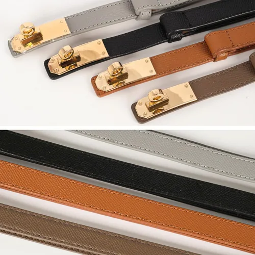 Vista 388 de Cinturón de cuero clásico con hebilla de metal para mujer con vestido de jeans