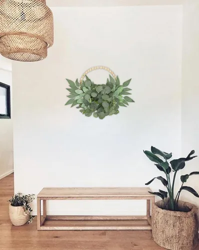 Vista 8 de Coronas artificiales de eucalipto con cuentas de madera para puerta delantera, coronas de hojas de eucalipto de 10 pulgadas, decoración de primavera