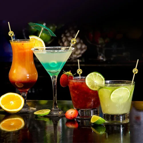 Vista 3 de 100 palillos de dientes elegantes para aperitivos, palillos de cóctel de perlas doradas de 4.7 pulgadas para bebidas, brochetas de bambú