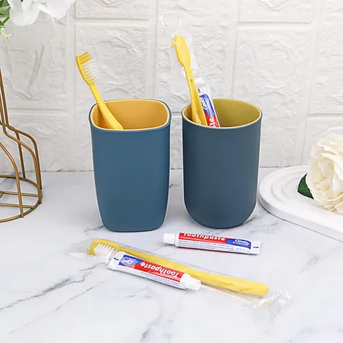 Vista 3 de Cepillos de dientes desechables con pasta de dientes, amarillo hueco, paquete de 20 Toothbrush with 10g Toothpaste Individually Wrapped Disposable