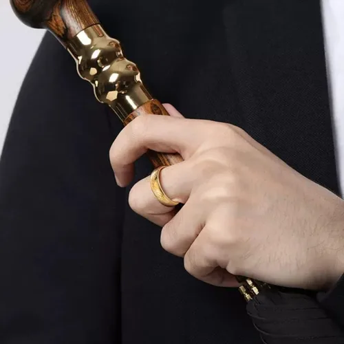 Vista 4 de Anillo grabado de oro de 0.276 in para hombres, mujeres y niños, anillo para gobernarlos a todos, anillo de lotería