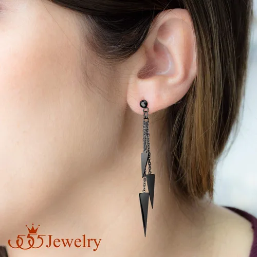 Vista 2 de 555Jewelry Pendientes colgantes de acero inoxidable con triple triángulo para mujer