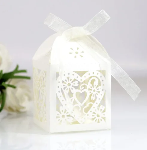 Vista 10 de Paquete de 50 cajas de dulces de boda con corazones cortados con láser, cajas de regalo pequeñas para bodas, despedidas de soltera, aniversarios, 01