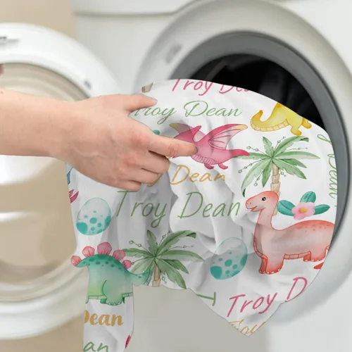 Vista 37 de Manta de regalo personalizada de dinosaurio con nombre para niñas, niños, recién nacidos, dinosaurio, manta personalizada para envolver al bebé