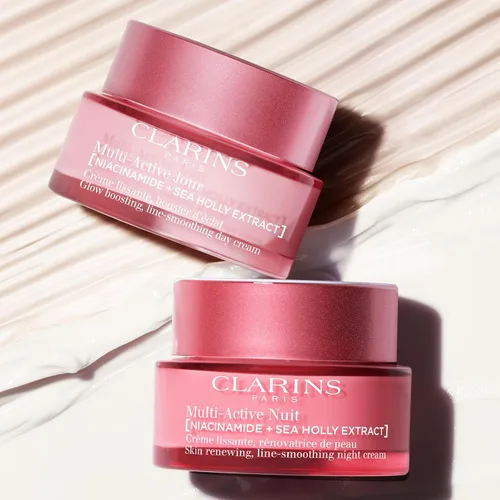 Vista 5 de Clarins Hidratante de día multiactivo con niacinamida Suaviza las líneas finas Aprieta visiblemente los poros Tono y textura uniformes