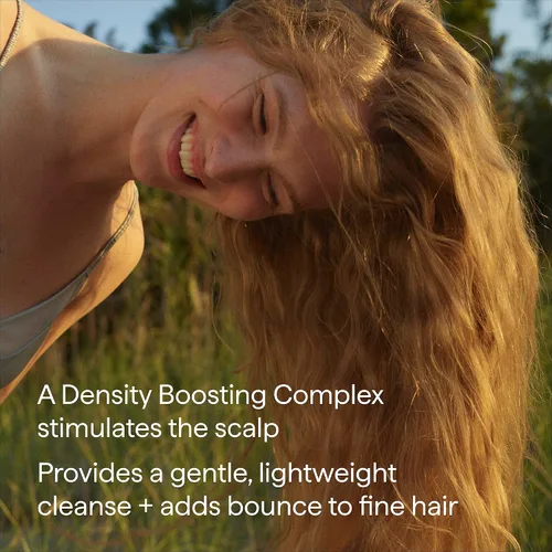Vista 6 de Briogeo Destinado a la densidad de cafeína + champú de densidad de péptidos de biotina Aumenta el grosor y el volumen del cabello para cabello