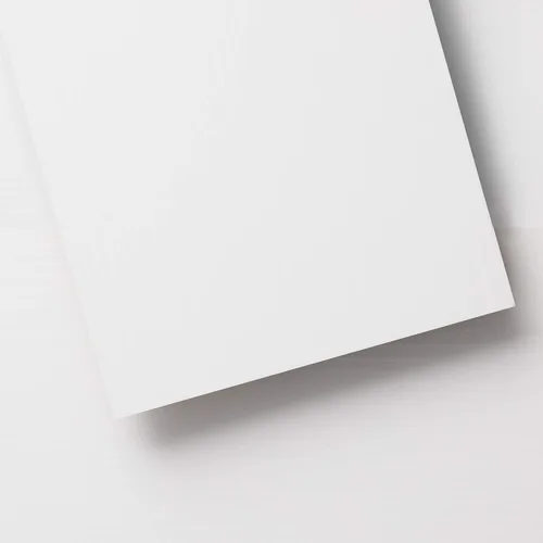 Vista 32 de LUCiDA SURFACES - Baldosas de vinilo de lujo, azulejos autoadhesivos para instalar uno mismo, 12 tablones con apariencia de madera, BaseCore - Blanc