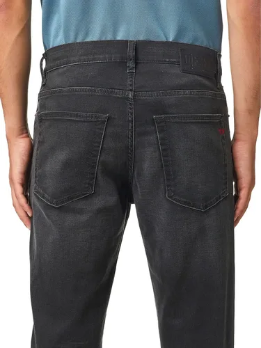 Vista 4 de Diesel 2005 D-Fining 0699P Jeans cónicos