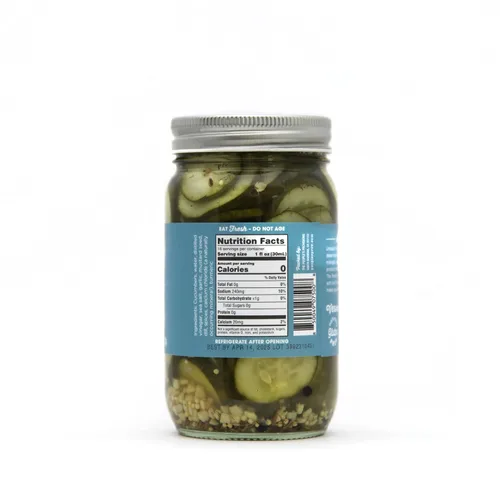 Vista 2 de The People's Provisions - Just The Pickles - Eneldo de ajo, ajo picante, pan y mantequilla y encurtidos dulces y picantes en un paquete de regalo