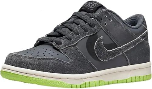 Vista 583 de Nike Kid's Dunk Low Sneaker
