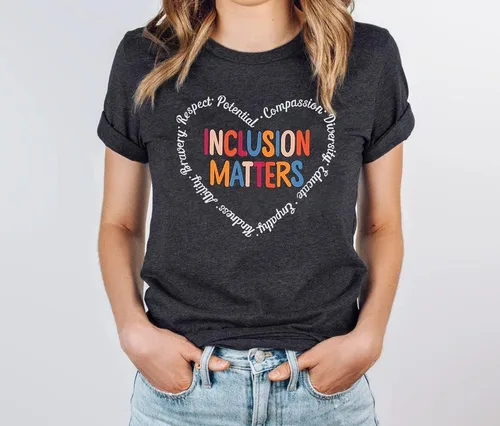 Vista 2 de Inclusion Matters - Camiseta para mujer con temática de salud mental y educación especial, camiseta para profesores, linda camiseta de terapeuta