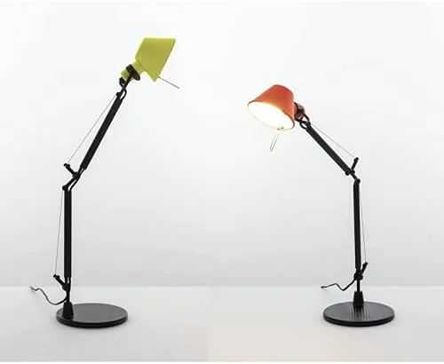 Vista 7 de Artemide Tolomeo Micro Bicolor Ajustable Sobremesa Edición Limitada - Nero/Corallo