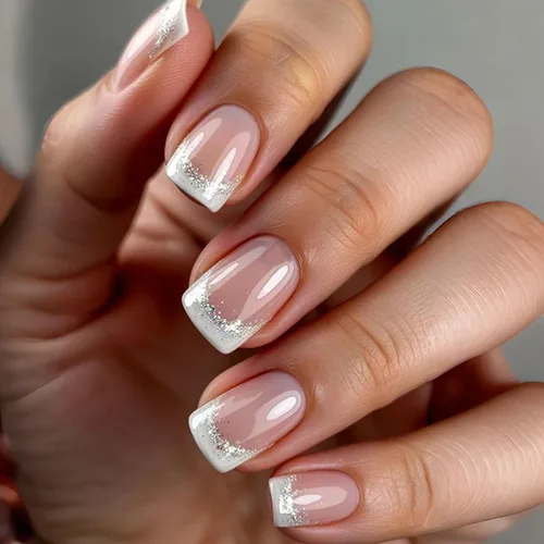 Vista 17 de Uñas postizas a presión con punta francesa, uñas postizas cuadradas cortas con diseños de cuentas de flores 3D, uñas blancas a presión, uñas Blanco