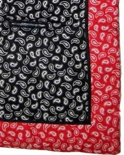 Vista 2 de Forro para cochecito de cachemira negro y rojo, fabricado en Estados Unidos
