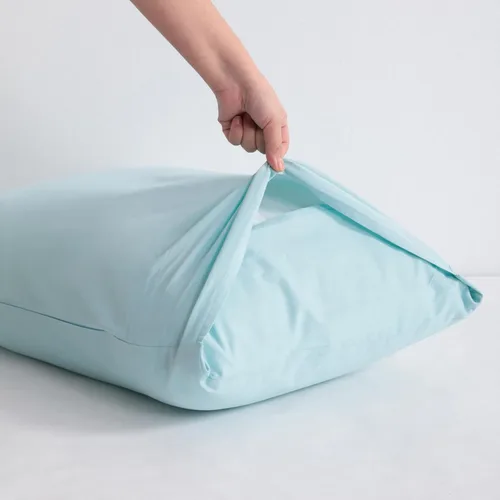 Vista 3 de NTBAY Juego de 2 fundas de almohada estándar de algodón con cierre de sobre de 20 x 26 pulgadas, fundas de almohada transpirables y suaves