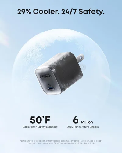 Vista 4 de Anker Cargador Nano, Carga Rápida de 45W, Enchufe Compacto y Plegable, Bloque Cargador USB C para iPhone 17 Series, MacBook, Pixel 9, iPad, Samsung