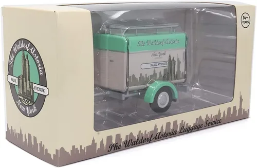 Vista 3 de Motor city classics Remolque Waldorf Astoria Escala 1:24 - Verde
