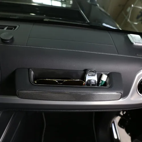 Vista 4 de YIWANG Caja de almacenamiento de agarre de copiloto ABS para Mercedes Benz Clase G AMG Wagon Cross Country SUV W463 G350 G400 G500 G55 G63 G65