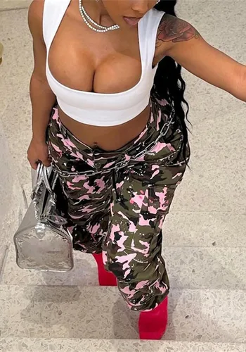 Vista 2 de Pantalones cargo de camuflaje para mujer, cintura alta, holgados, pierna ancha, camuflaje militar, pantalones deportivos ajustados con bolsillo