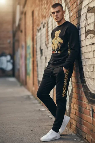 Vista 4 de SCREENSHOT APPLIQUE F11966 Premium Fleece Streetwear Chenille EMB Crew Neck Sweatshirt - Classic Fit