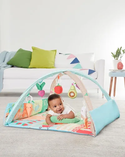Vista 3 de Skip Hop Gimnasio para bebés, Farmstand Grow & Play, Green & Baby Juego de juguetes musicales, Farmstand, Berry Cute Band
