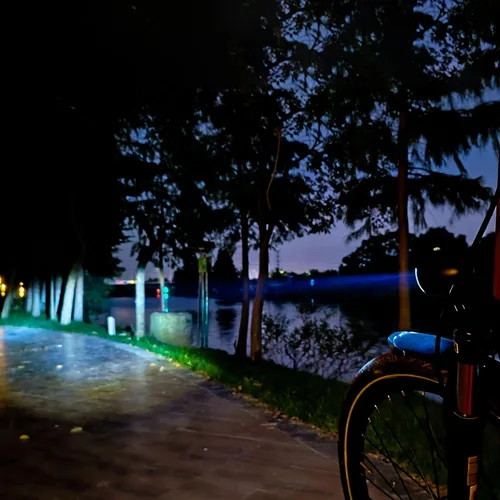 Vista 5 de Retro Vintage Bike Front Light New Version 350Lumen High-Brightness Headlights IPX6 Waterproof Classic Retro Night Riding Safety Bicycle Headlights