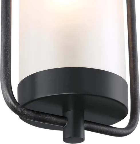 Vista 2 de Westinghouse 6114400 Galtero - Lámpara de pared contemporánea de una sola luz para exteriores, negro mate y acabado de aluminio envejecido, vidrio