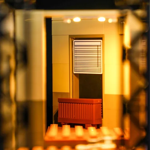 Vista 4 de BRIKSMAX Kit de iluminación LED para apartamentos de The Friends, compatible con el modelo de bloques de construcción Lego 10292, no incluye