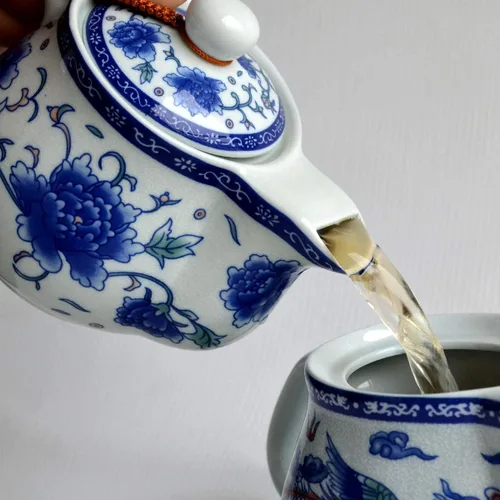 Vista 6 de Tetera 16.9 fl oz Azul Blanco Peonía Flor Porcelana Hervidor Inoxidable Infusor (Mudán Flor 16.9 fl oz)