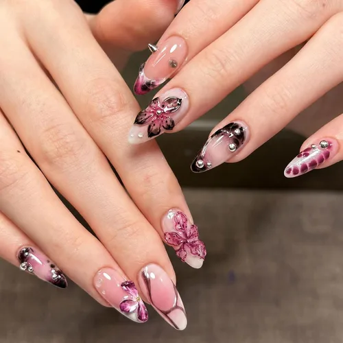 Vista 29 de Uñas postizas largas a presión, color negro, diseño francés y floral, 24