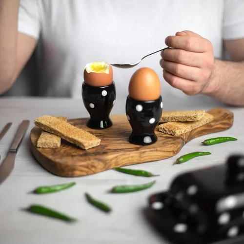 Vista 3 de City to Cottage Juego de 2 portavasos de cerámica para huevos, tazas suaves para huevos hervidos, soportes para huevos duros, taza para servir
