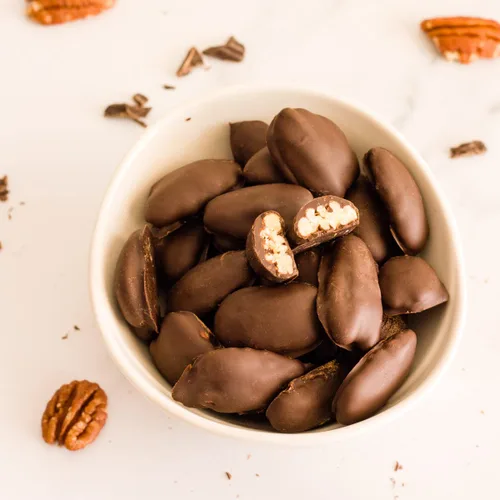 Vista 3 de Mascot Pecans Gifts since 1955 - Suave chocolate con leche cubierto Georgia Pecans 2 libras