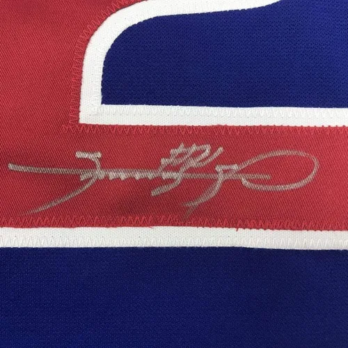 Vista 2 de Camiseta de béisbol azul de Chicago enmarcada autografiada/firmada de Sammy Sosa 33x42 JSA COA