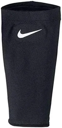 Vista 4 de Nike Guard Lock Elite - Espinilleras unisex para adultos