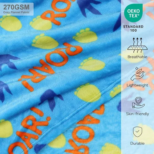 Vista 4 de Juego de almohada y cobija de viaje 3 en 1 para niños - 102x152cm, almohada de felpa con calentador de manos, cobija con diseño de dinosaurio