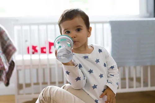 Vista 7 de NUK Evolution - Taza con pajita